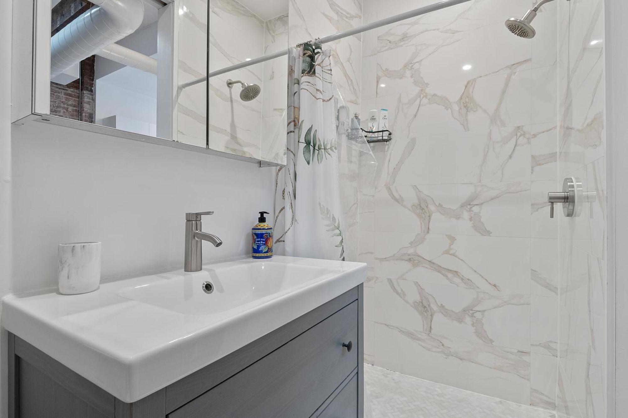 Chic Penthouse 15 Minutes From Nyc - Bus Stop At Doorstep Hoboken Ngoại thất bức ảnh