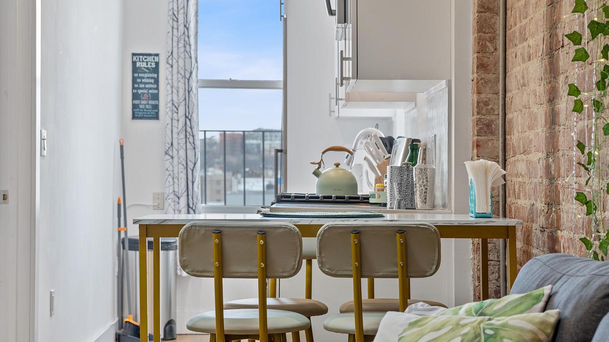 Chic Penthouse 15 Minutes From Nyc - Bus Stop At Doorstep Hoboken Ngoại thất bức ảnh