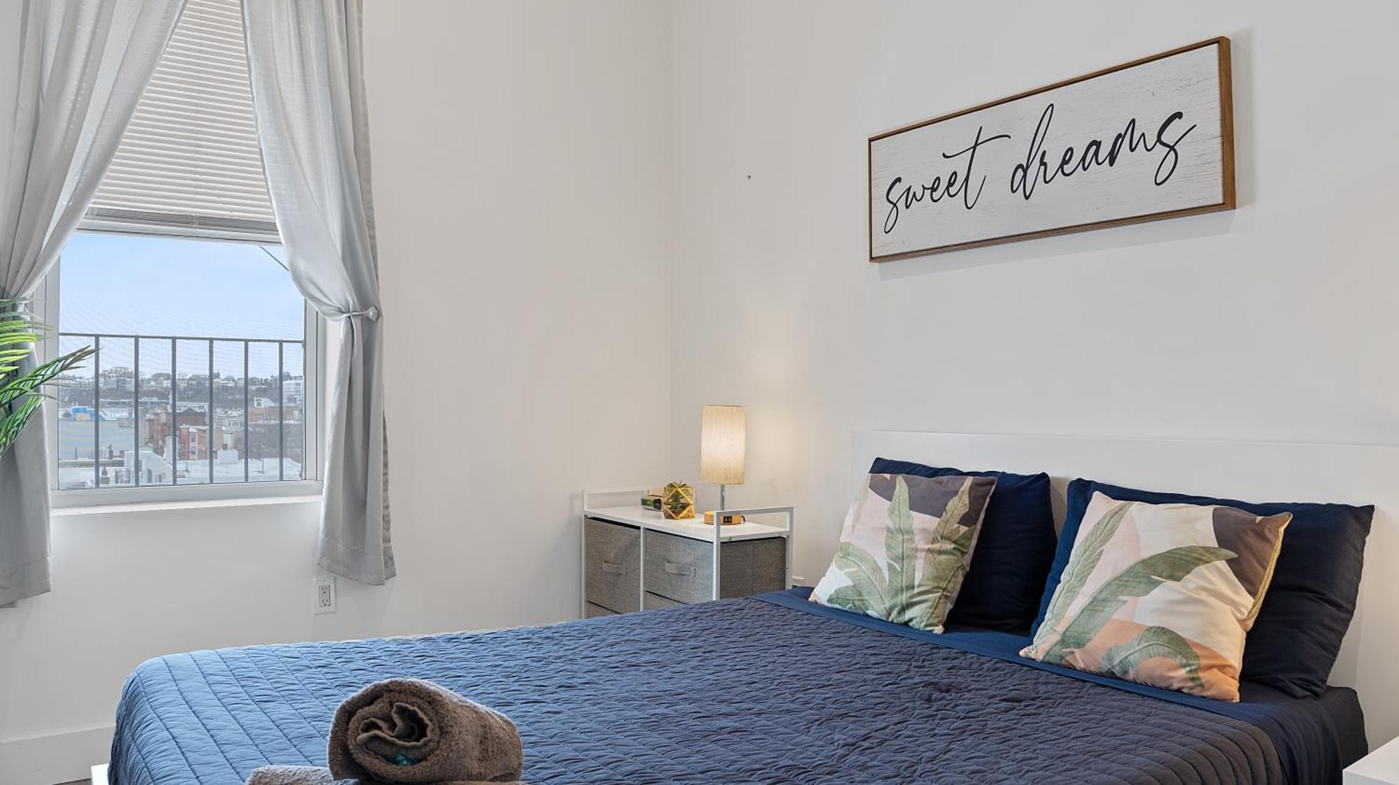 Chic Penthouse 15 Minutes From Nyc - Bus Stop At Doorstep Hoboken Ngoại thất bức ảnh