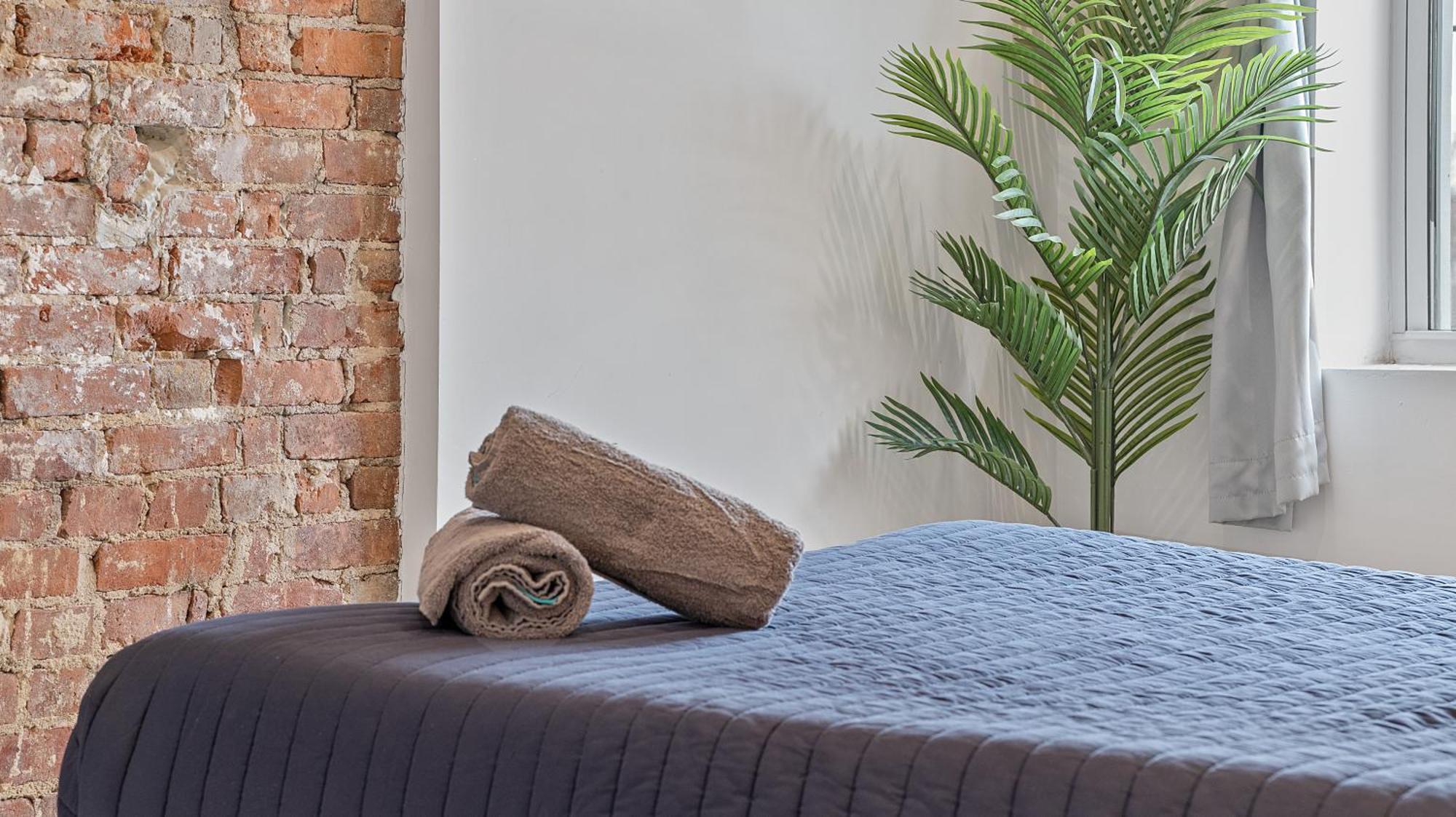 Chic Penthouse 15 Minutes From Nyc - Bus Stop At Doorstep Hoboken Ngoại thất bức ảnh