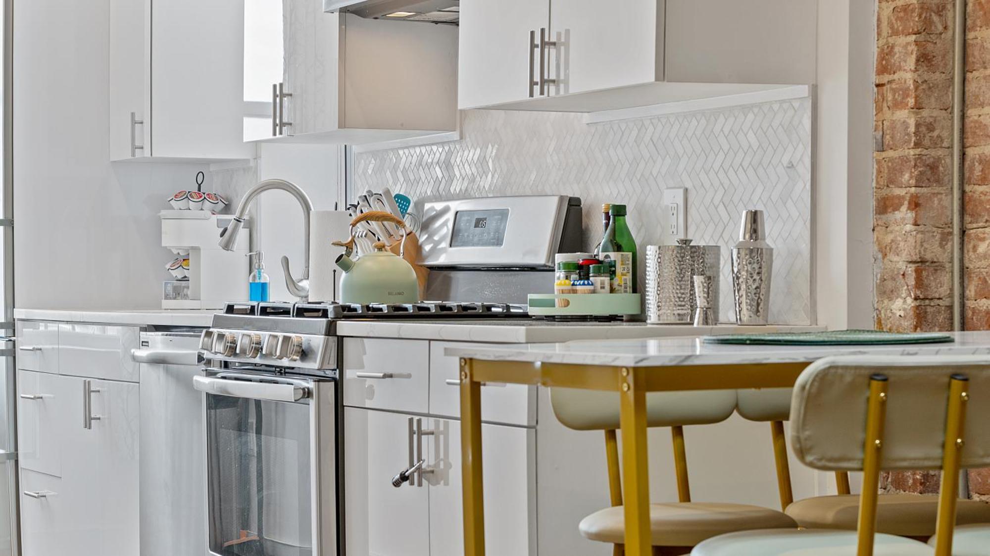 Chic Penthouse 15 Minutes From Nyc - Bus Stop At Doorstep Hoboken Ngoại thất bức ảnh
