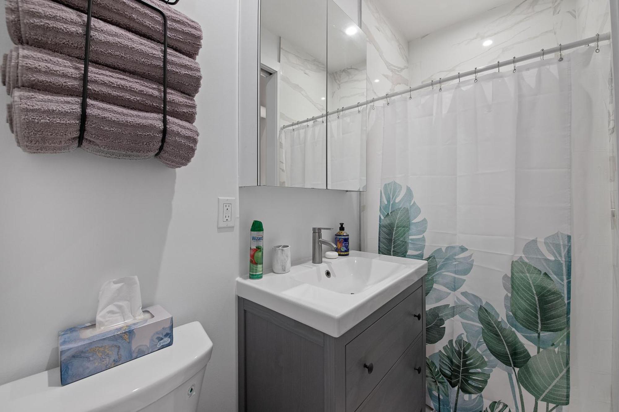Chic Penthouse 15 Minutes From Nyc - Bus Stop At Doorstep Hoboken Ngoại thất bức ảnh